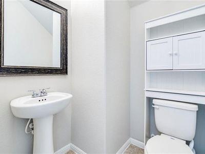 162 Eagle Brook Ln, Buda, TX 78610
