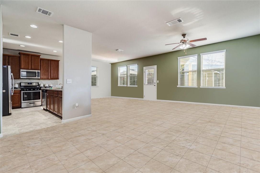 162 Eagle Brook Ln, Buda, TX 78610