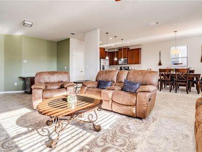 162 Eagle Brook Ln, Buda, TX 78610