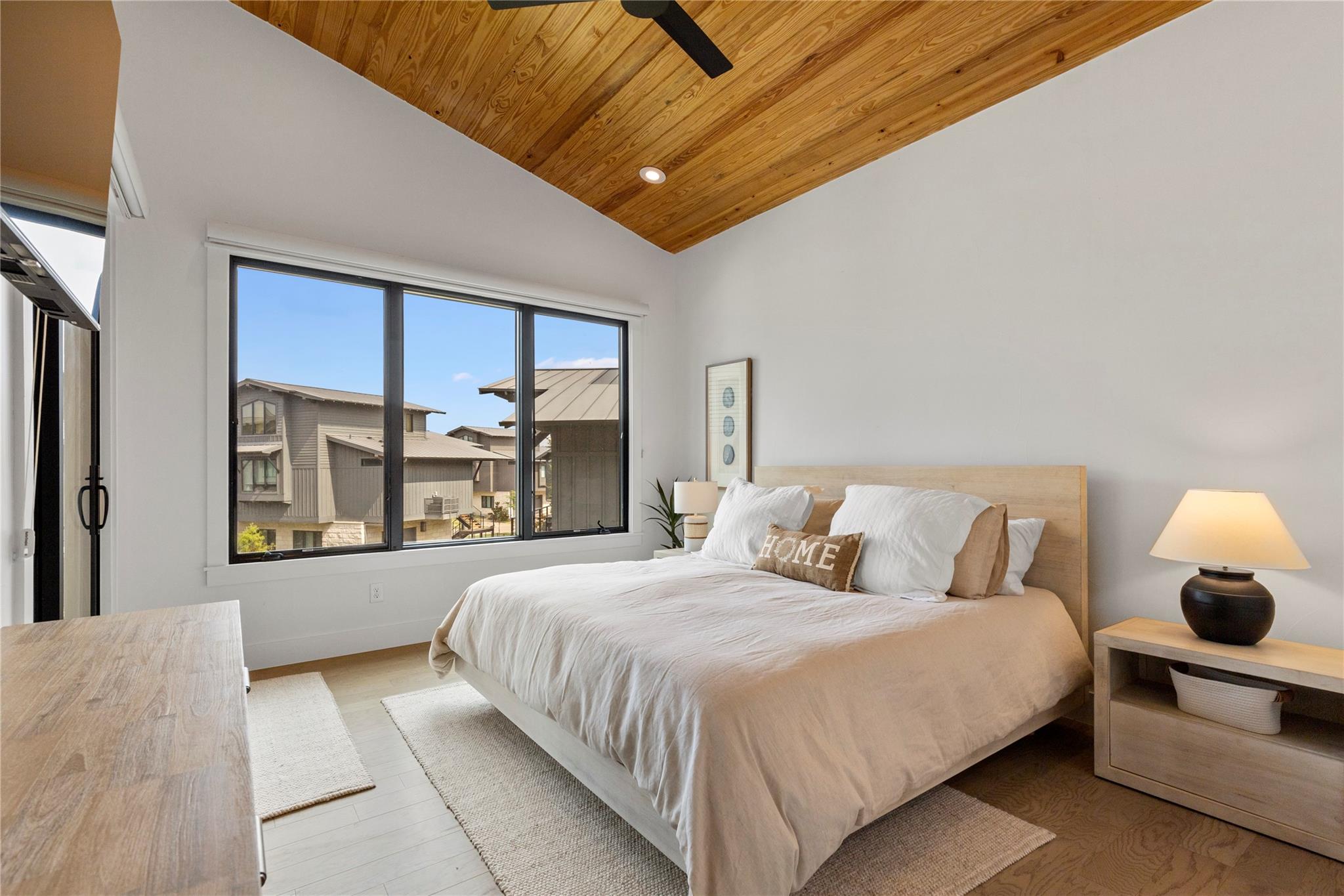 19216 Lost Tree Blvd # 8, Spicewood, TX 78669