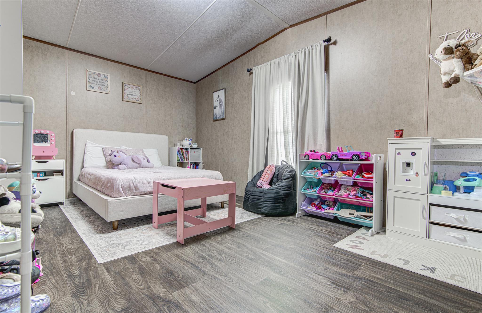 23 Summer Sun Cv, Uhland, TX 78640