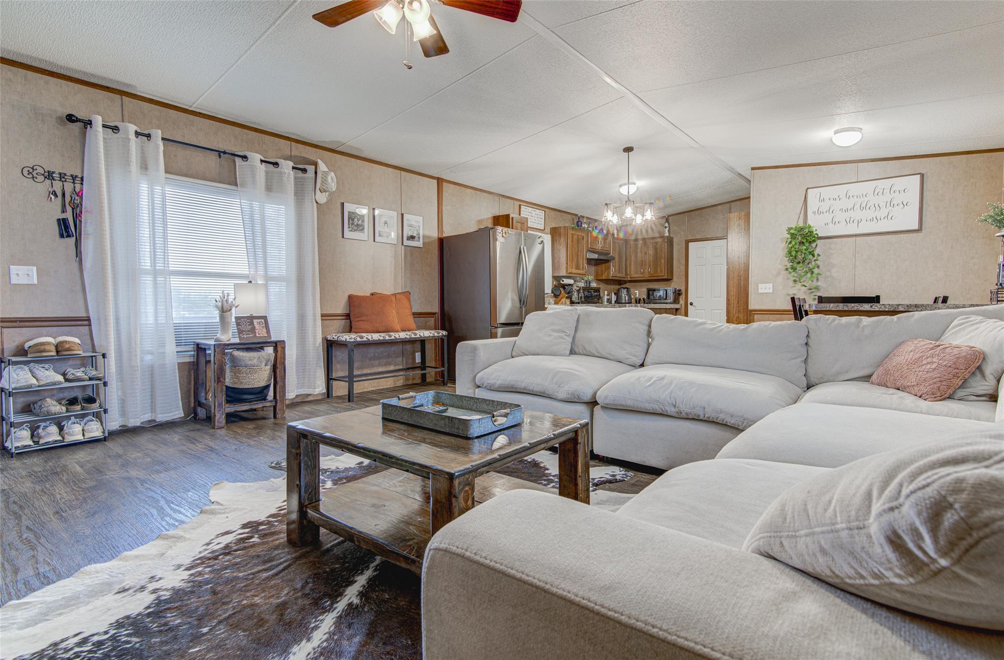23 Summer Sun Cv, Uhland, TX 78640