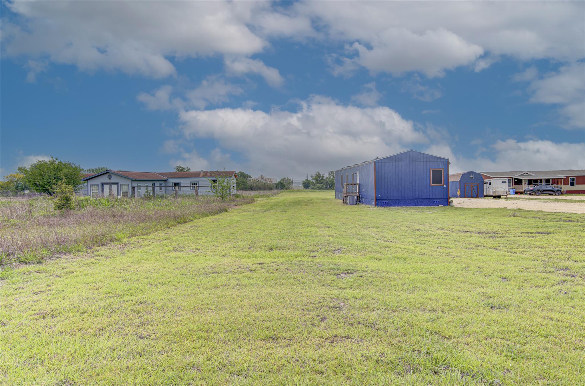 23 Summer Sun Cv, Uhland, TX 78640