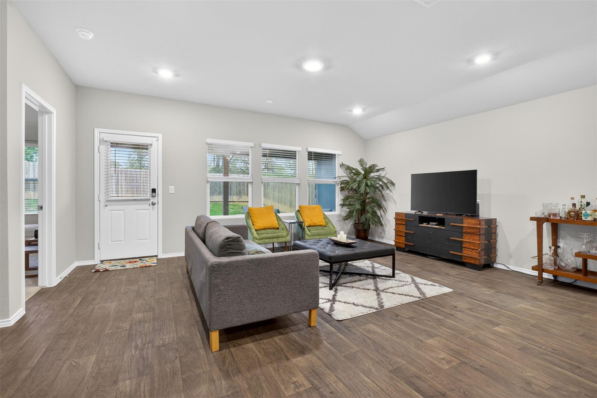 6001 Brocade Dr, Austin, TX 78724