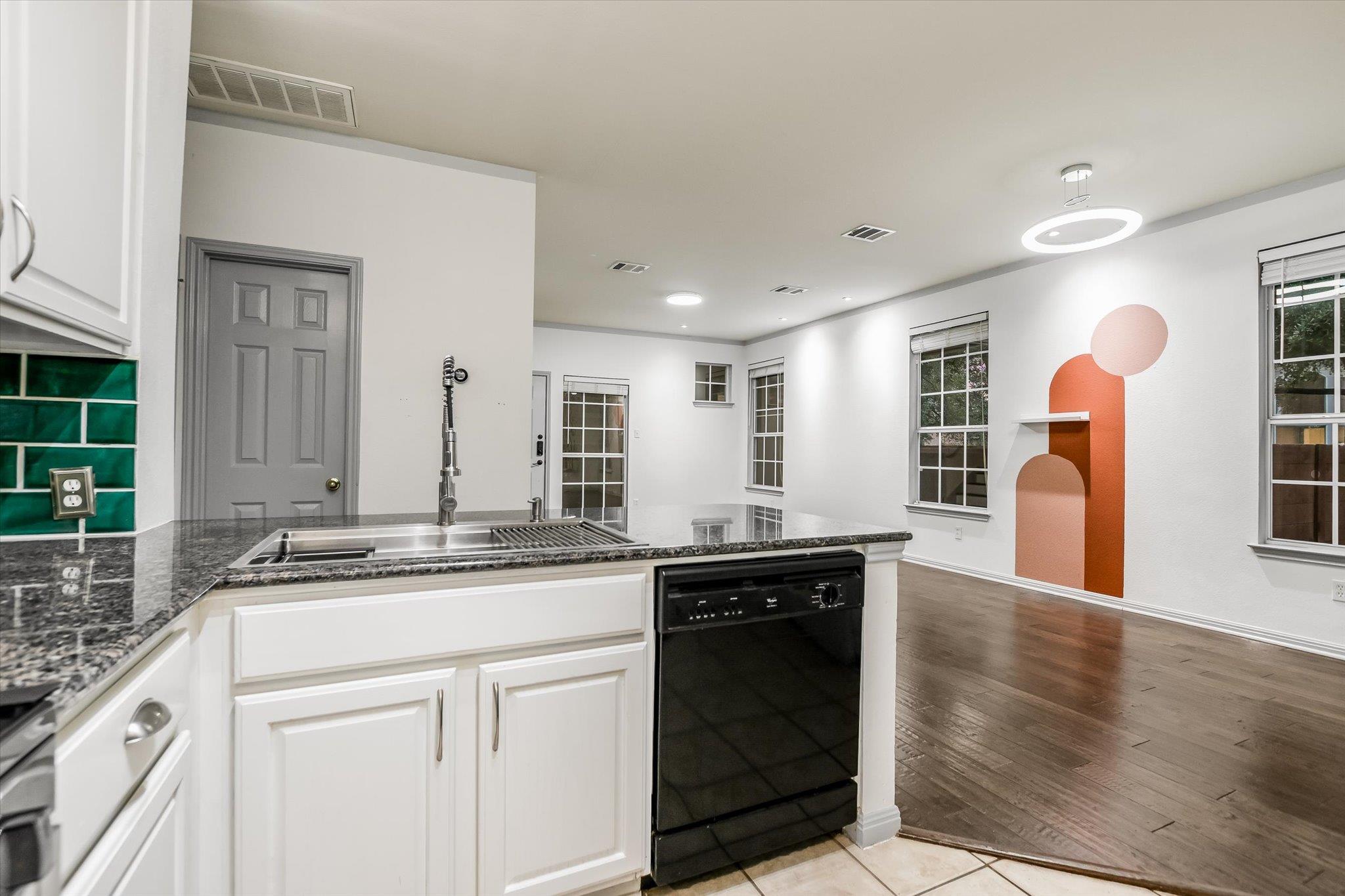 11000 Anderson Mill Rd # 22, Austin, TX 78750