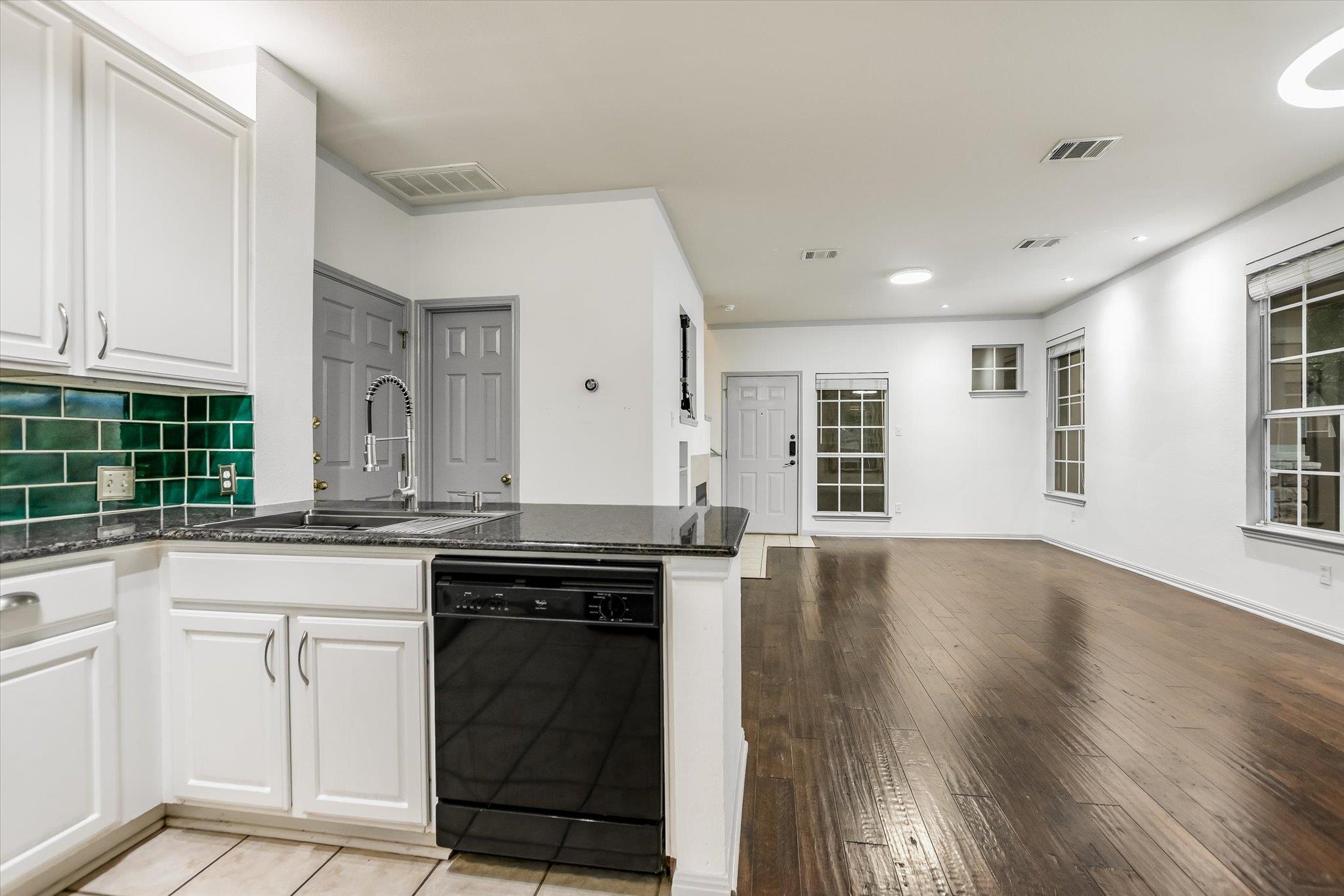 11000 Anderson Mill Rd # 22, Austin, TX 78750