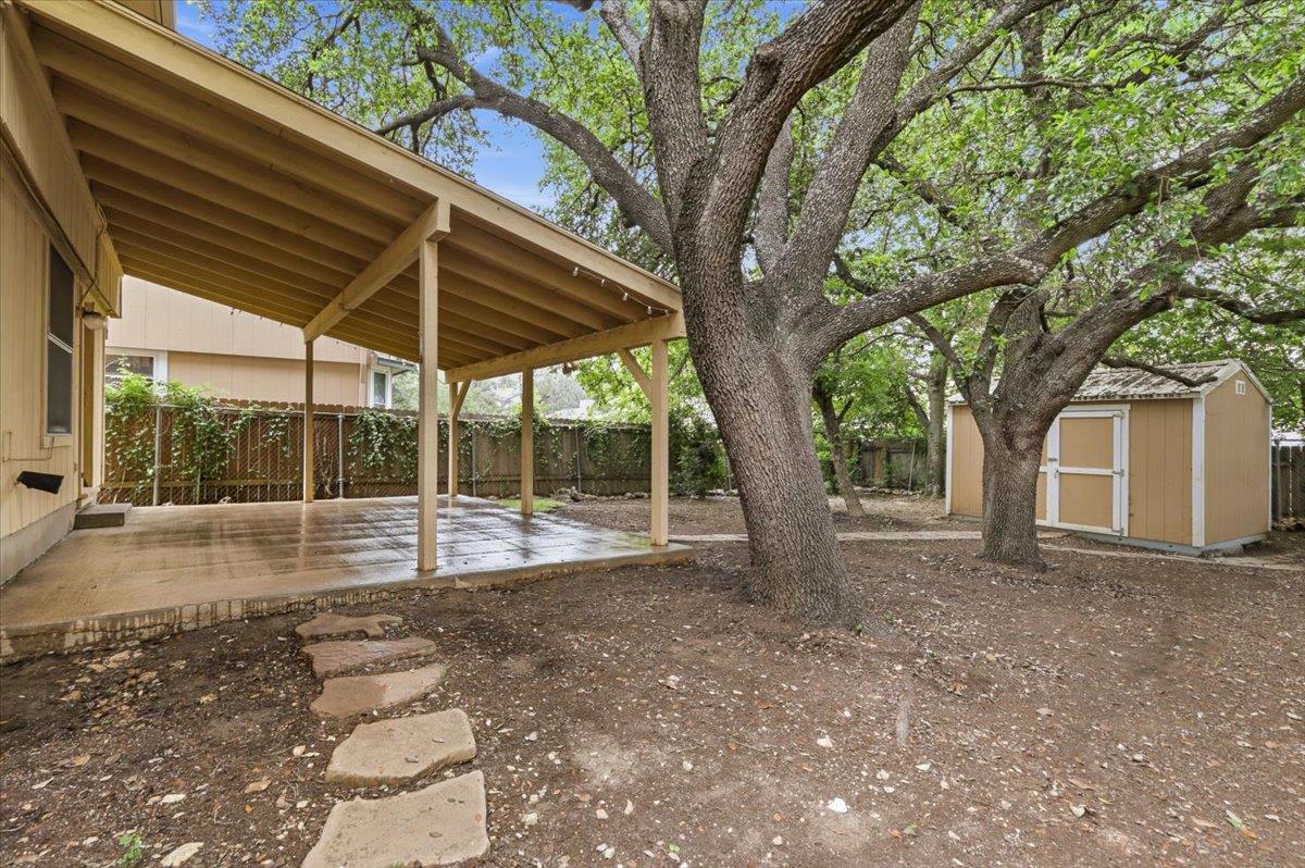 1421 Garden Path Dr, Round Rock, TX 78664