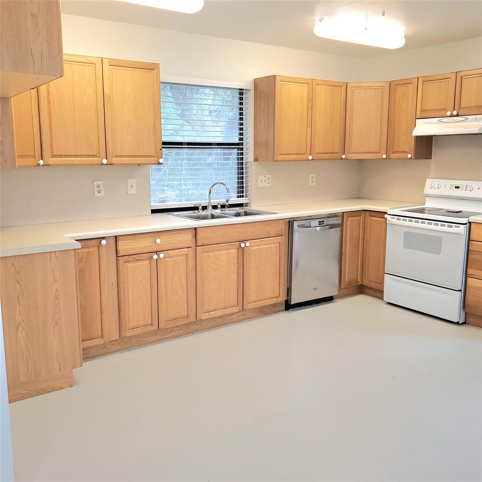 1052 Hidden Hills Dr # Casita / Back House, Dripping Springs, TX 78620