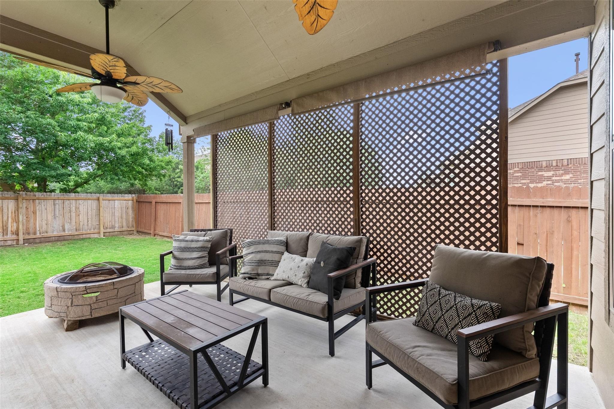 535 Oyster Crk, Buda, TX 78610