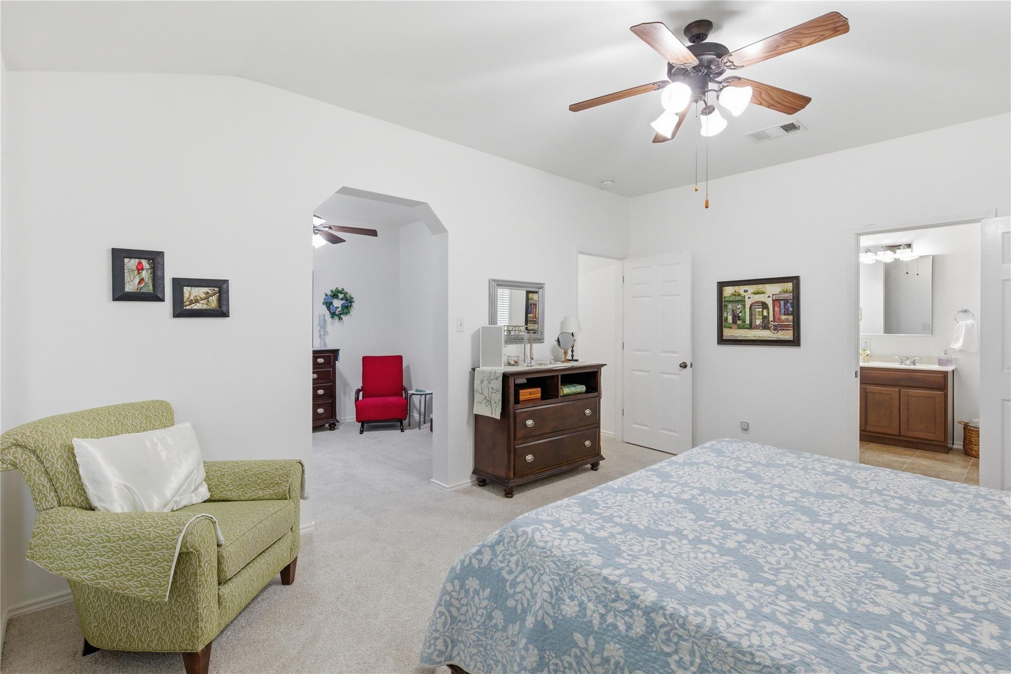 180 Mystic Shadow Ln, Buda, TX 78610