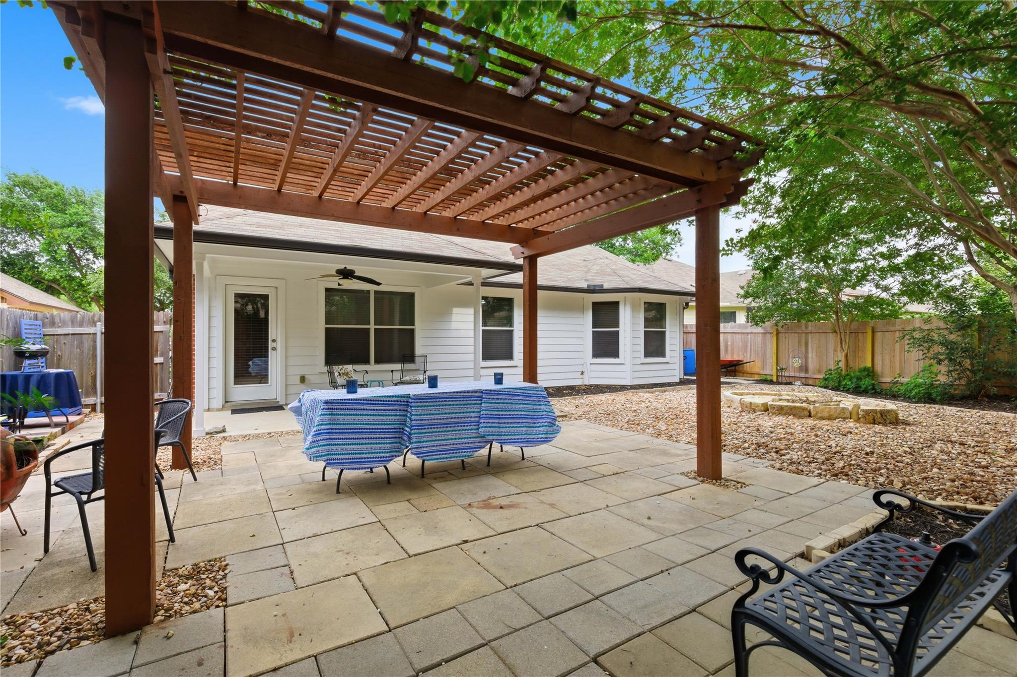 180 Mystic Shadow Ln, Buda, TX 78610