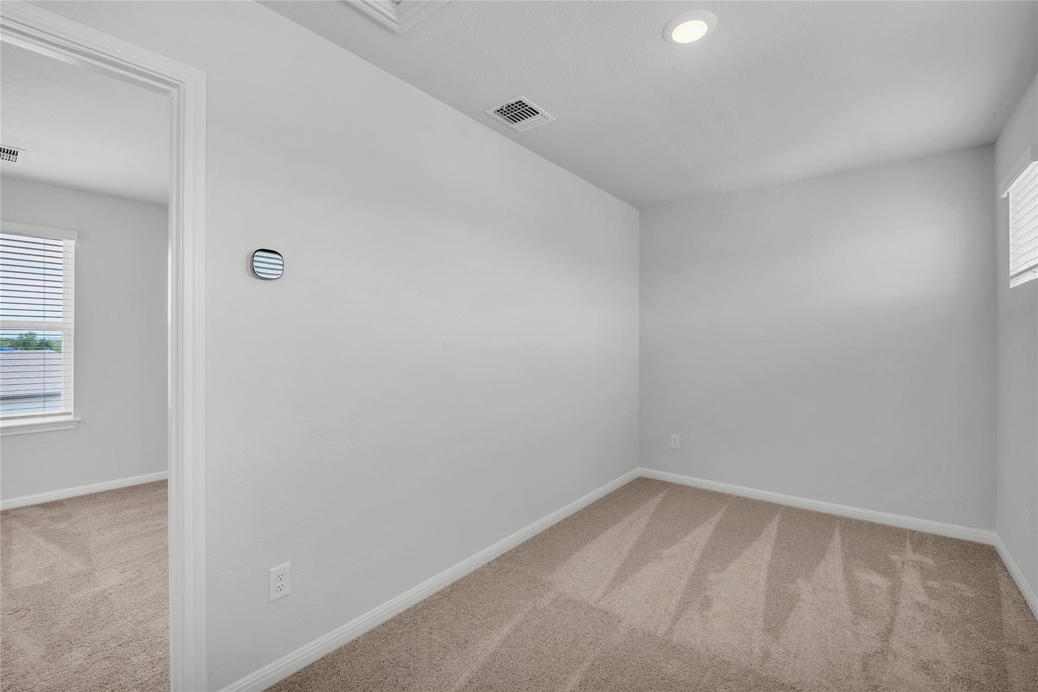 2412 Ekvall Dr, Round Rock, TX 78665