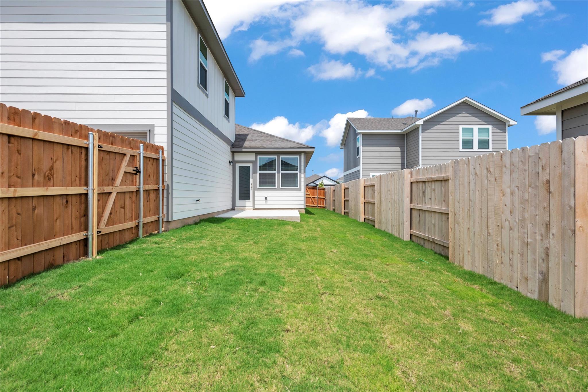 2412 Ekvall Dr, Round Rock, TX 78665