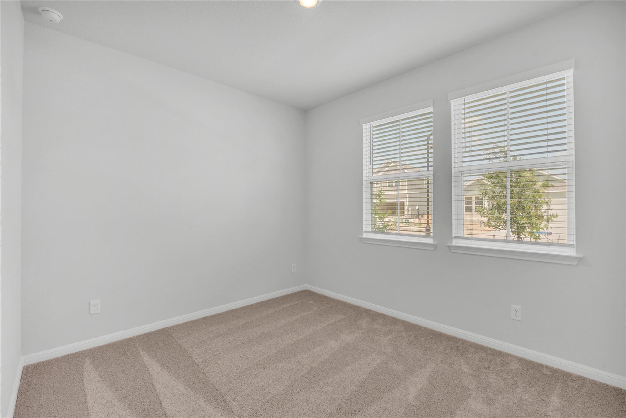 2412 Ekvall Dr, Round Rock, TX 78665