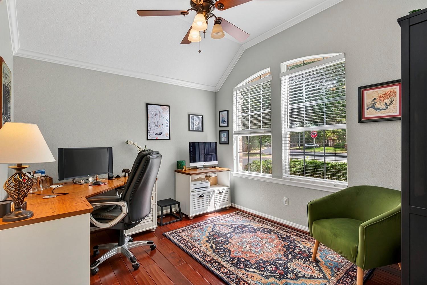 6317 Salcon Cliff Dr, Austin, TX 78749