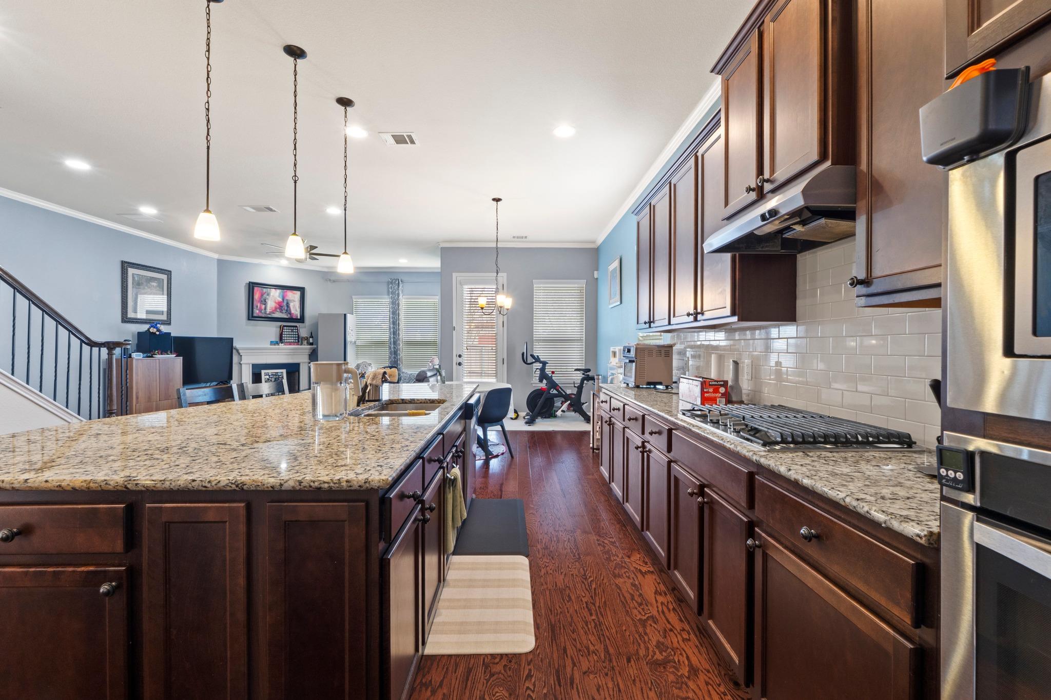 1400 Little Elm Trl # 1215A, Cedar Park, TX 78613