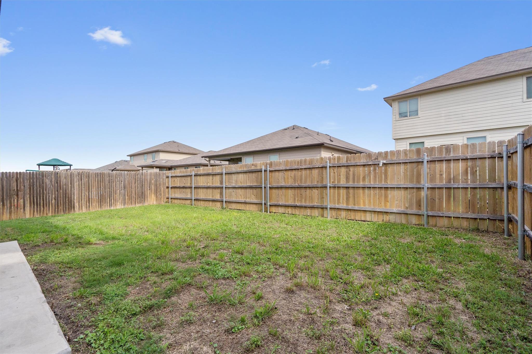 117 Guardian Angel Ct, Jarrell, TX 76537