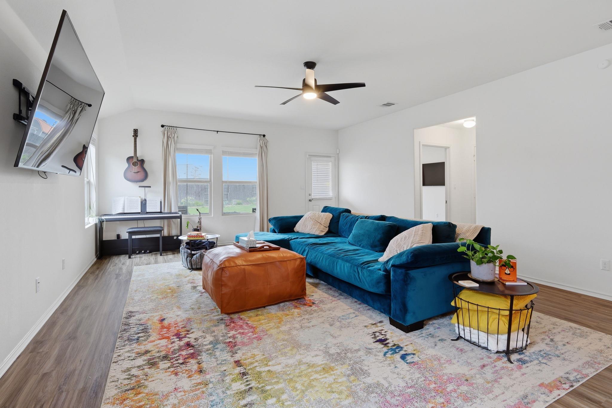 129 Esparza Dr, Bastrop, TX 78602