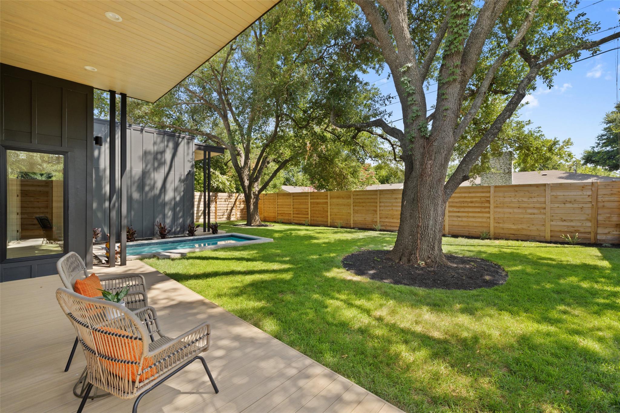 2305 Southern Oaks Dr, Austin, TX 78745