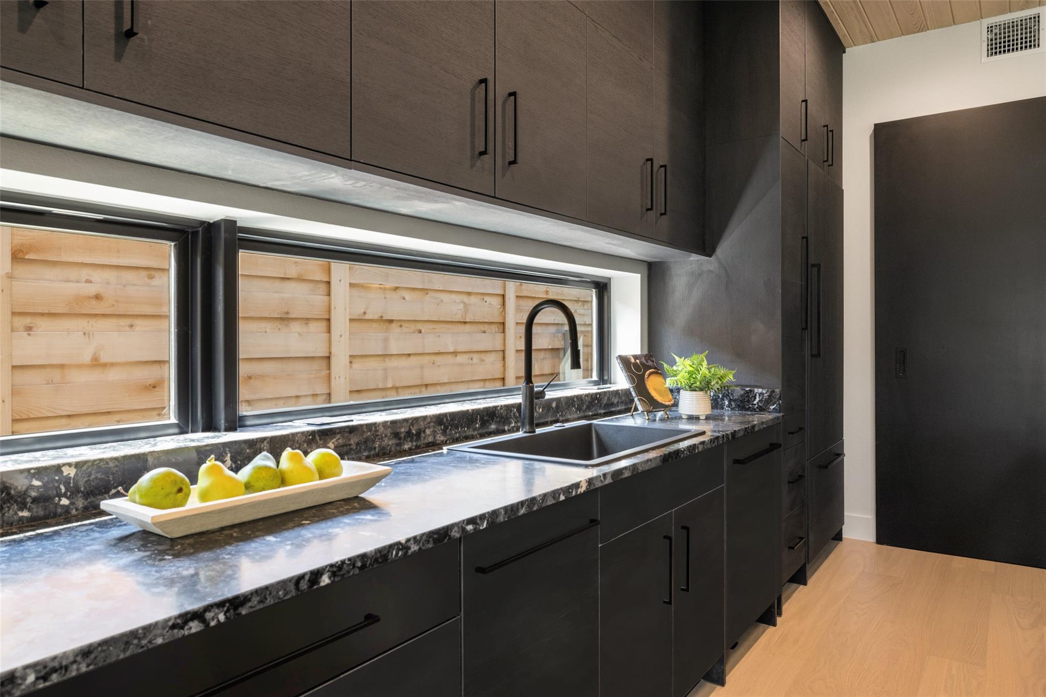 2305 Southern Oaks Dr, Austin, TX 78745
