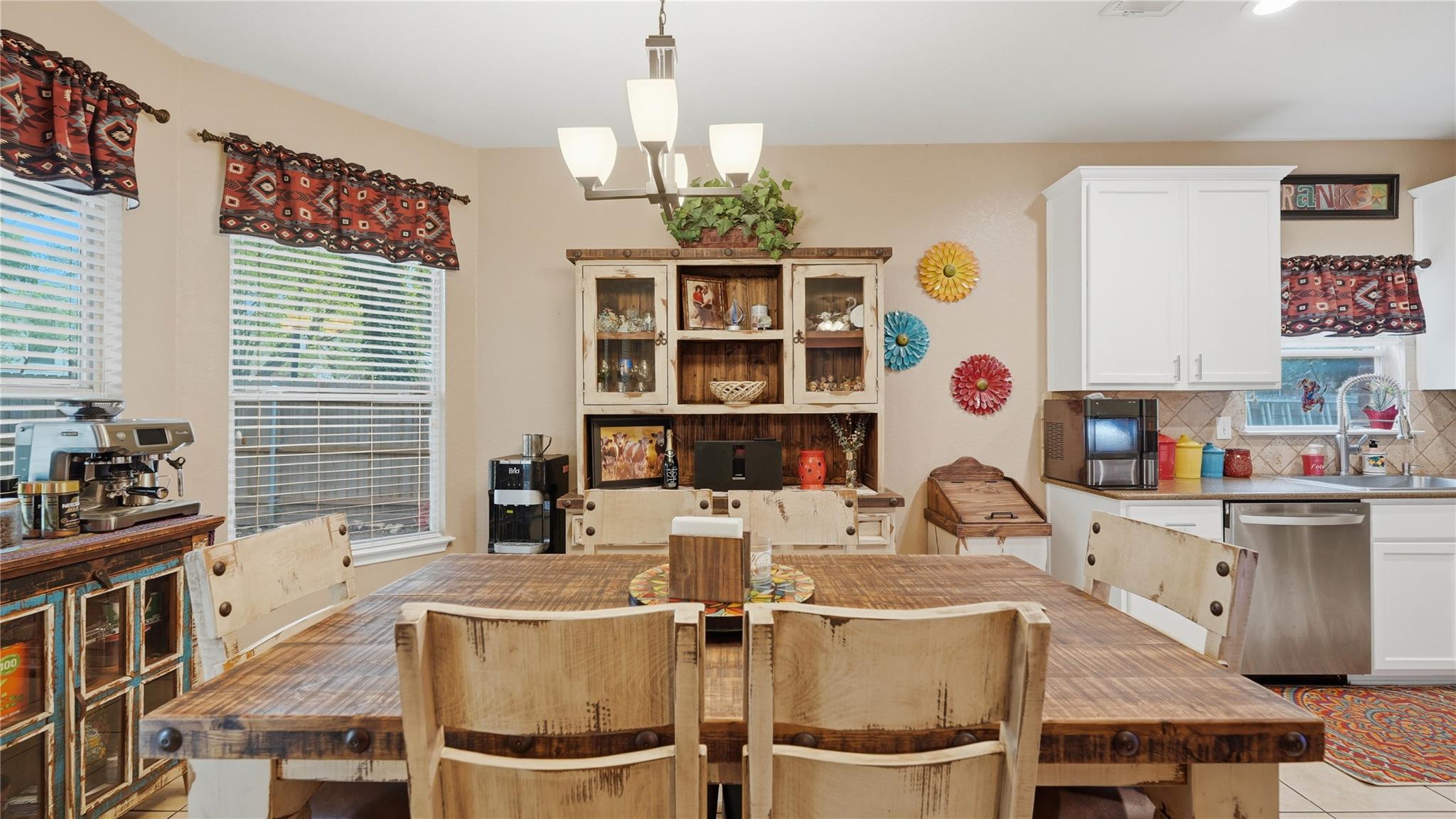 736 San Luis, New Braunfels, TX 78132