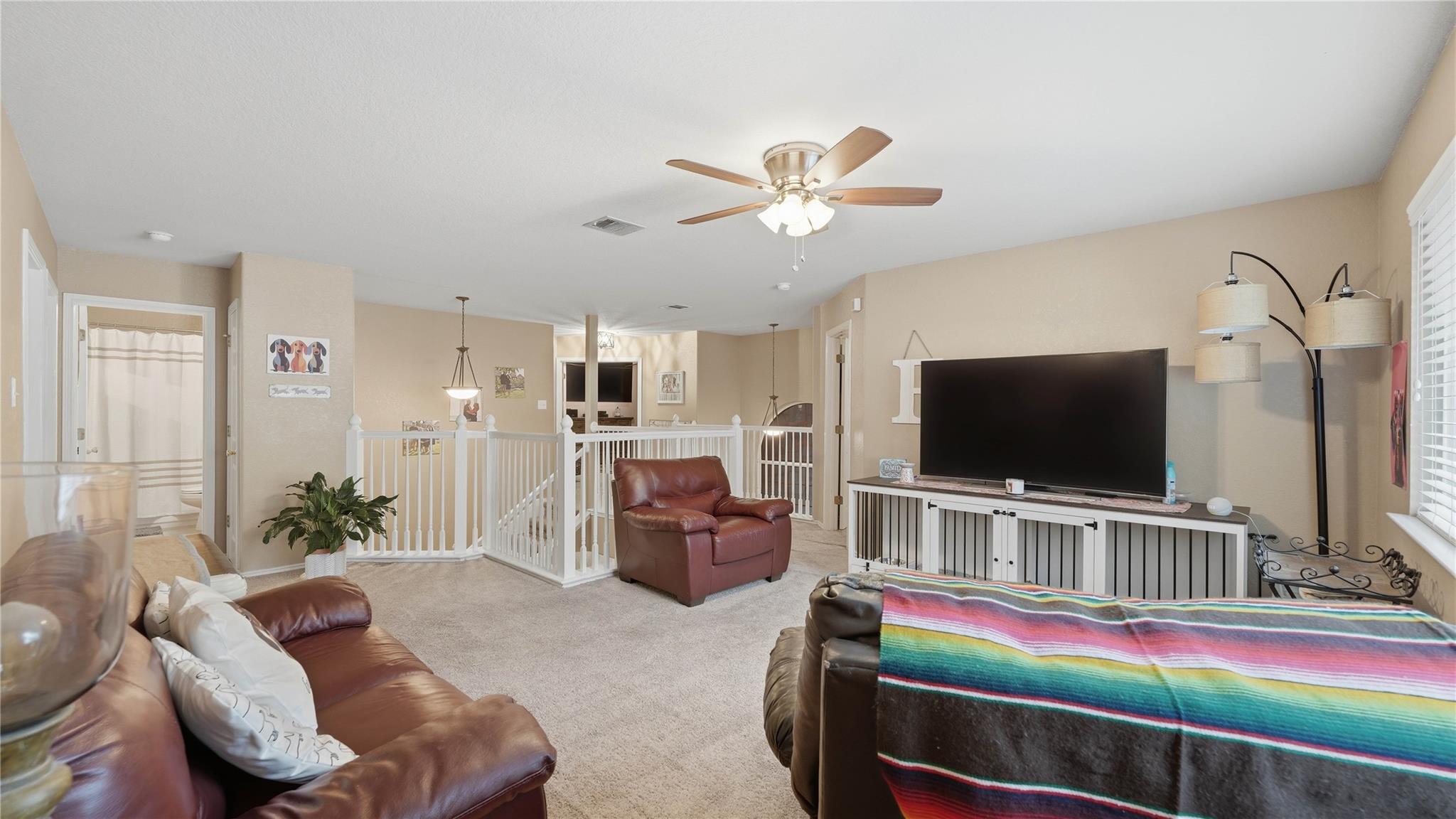 736 San Luis, New Braunfels, TX 78132