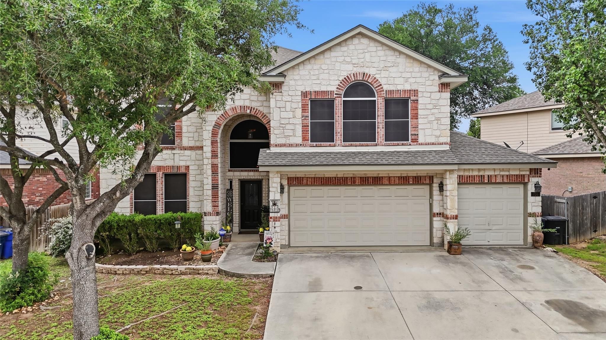 736 San Luis, New Braunfels, TX 78132