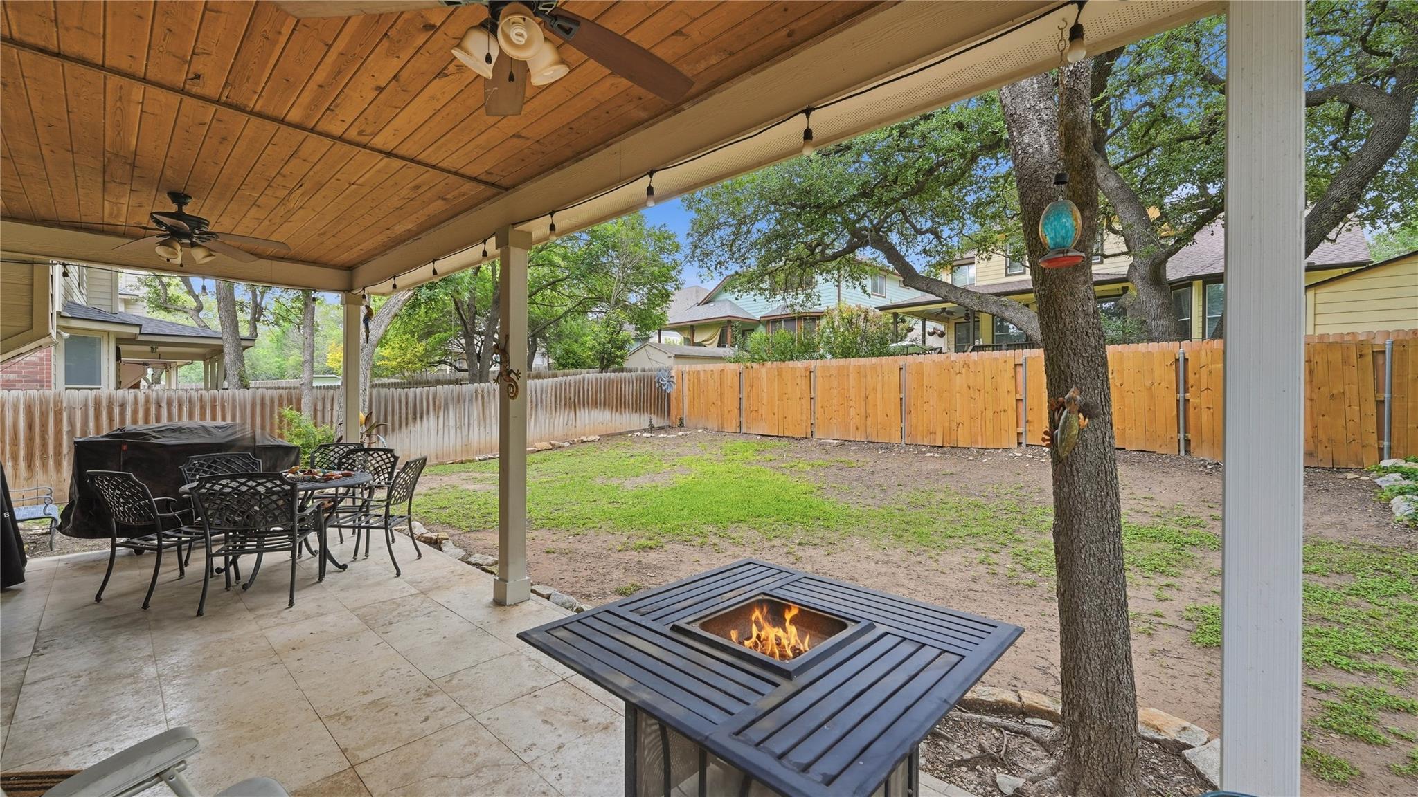 736 San Luis, New Braunfels, TX 78132
