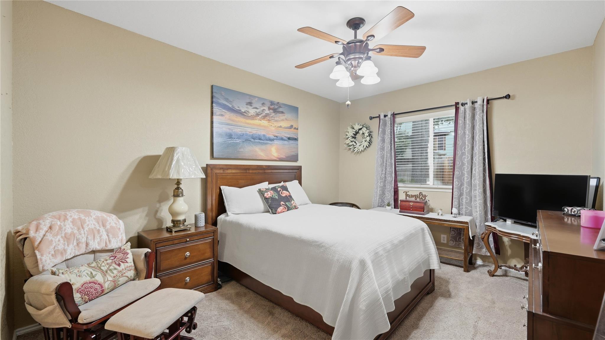 736 San Luis, New Braunfels, TX 78132