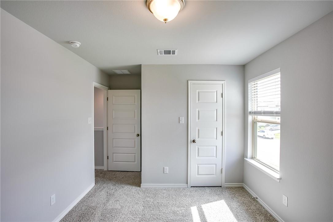 216 Batjac Aly, Jarrell, TX 76537