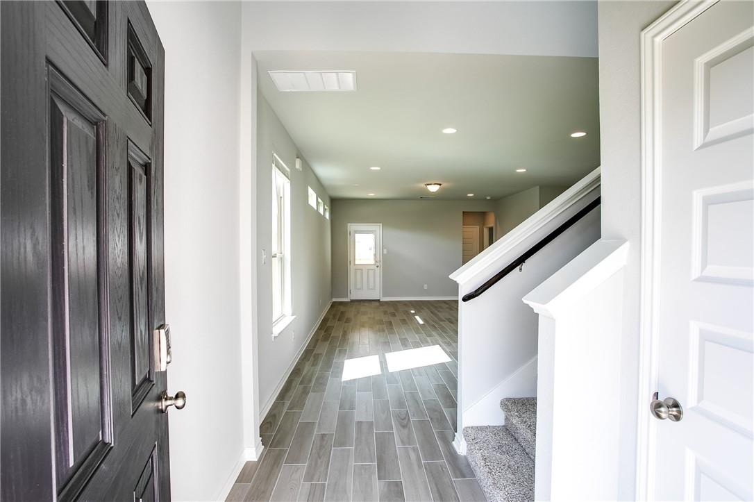 216 Batjac Aly, Jarrell, TX 76537