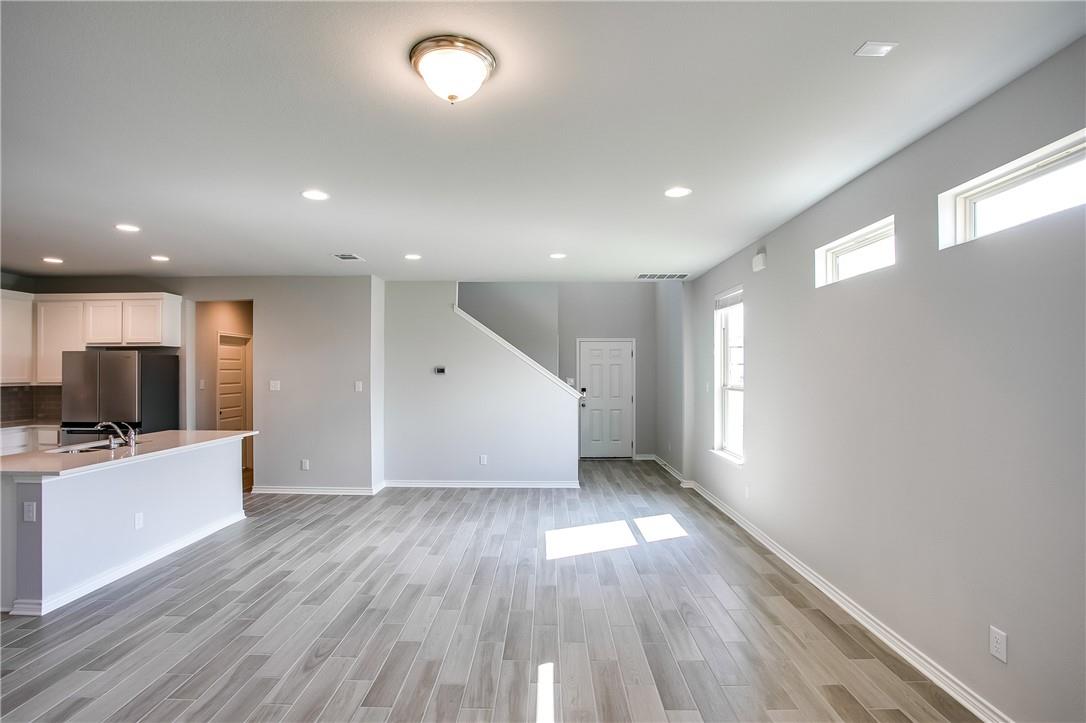 216 Batjac Aly, Jarrell, TX 76537