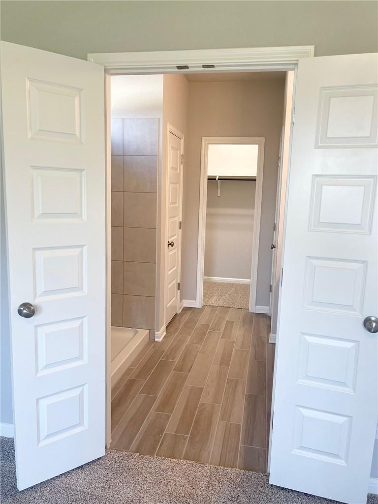195 Outlaw Dr, Jarrell, TX 76537