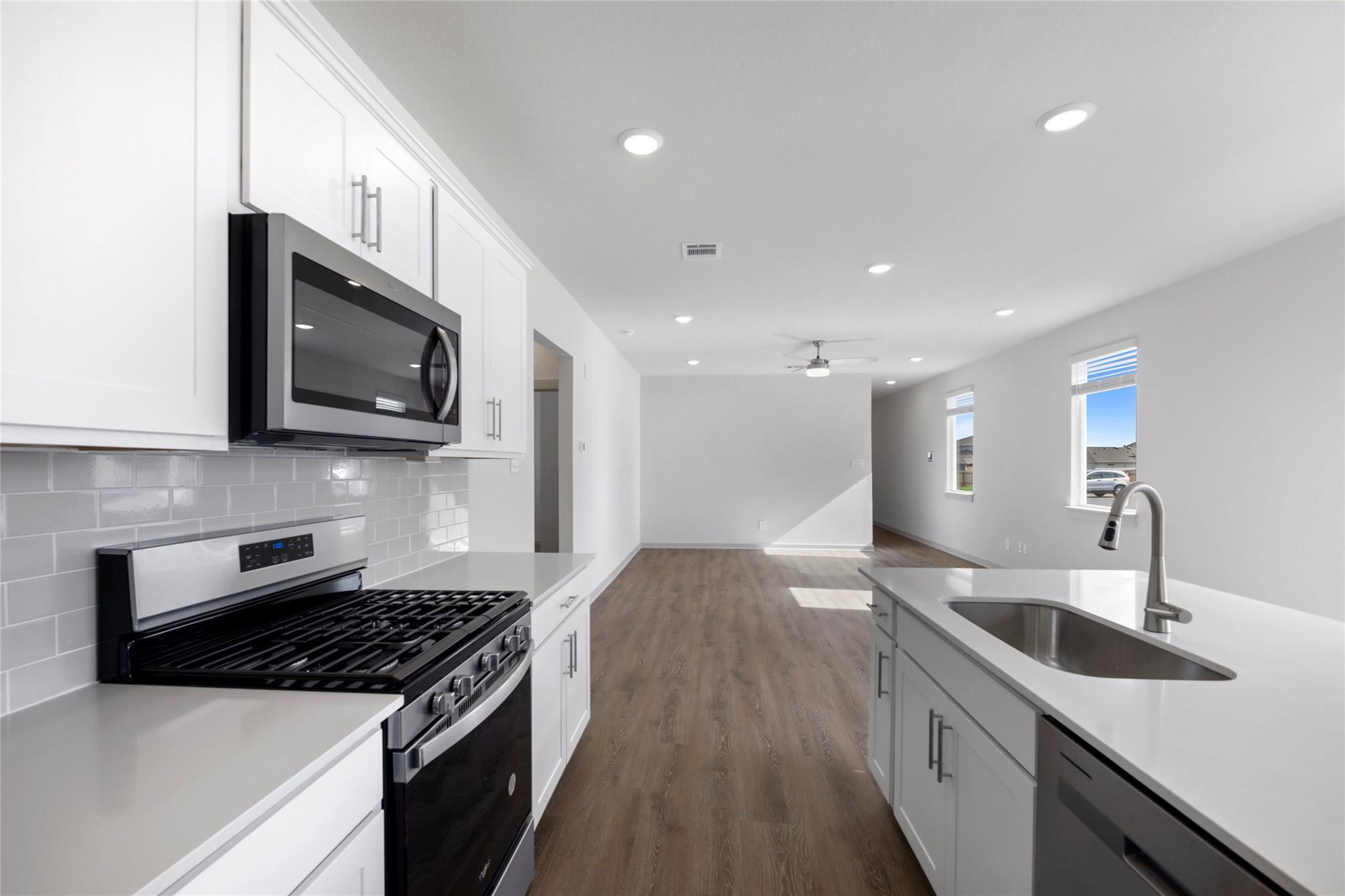 1340 PLYMOUTH Rd, San Marcos, TX 78666