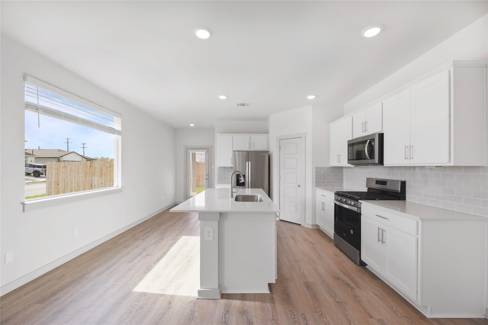 1340 PLYMOUTH Rd, San Marcos, TX 78666