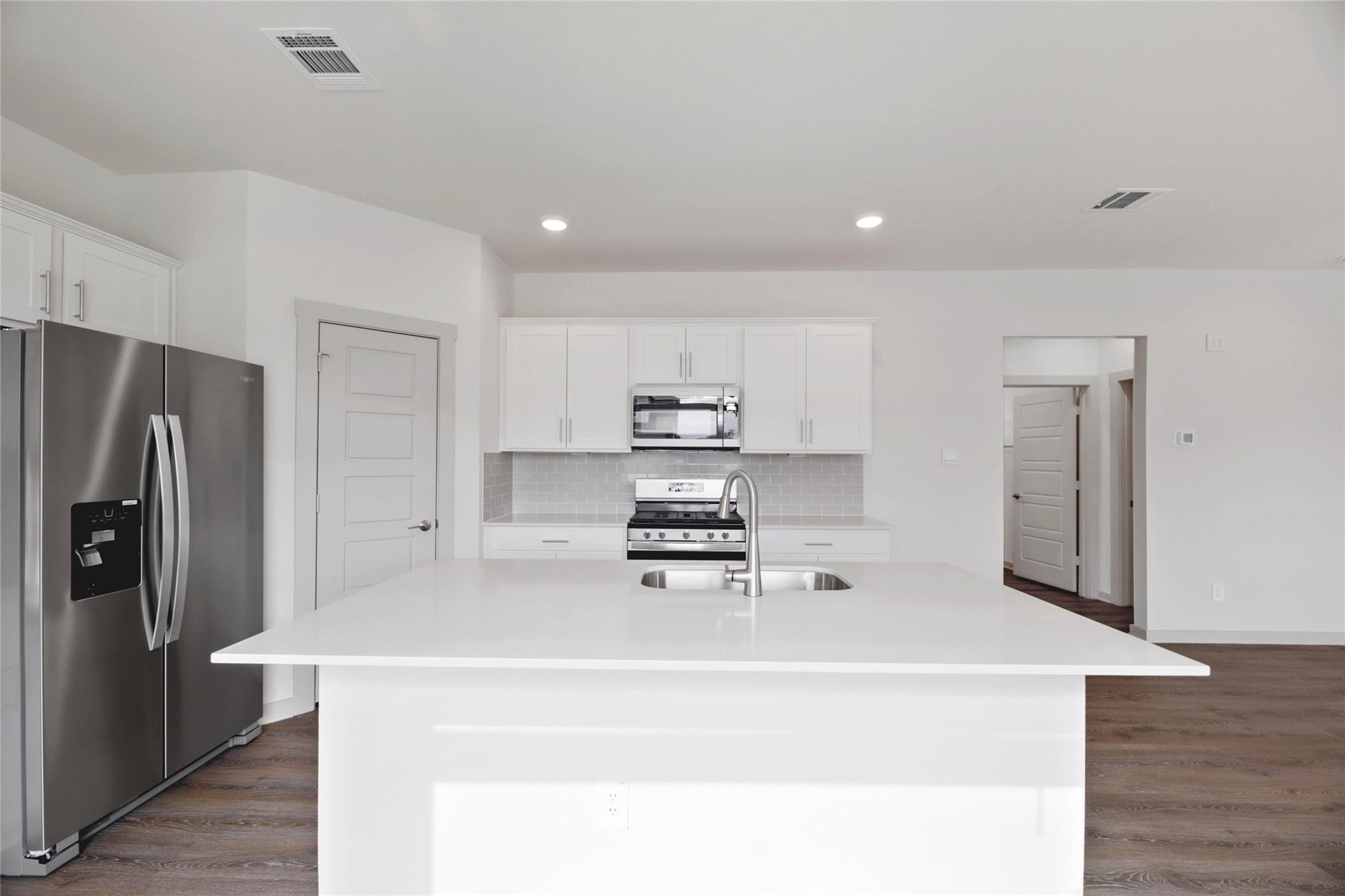 1340 PLYMOUTH Rd, San Marcos, TX 78666