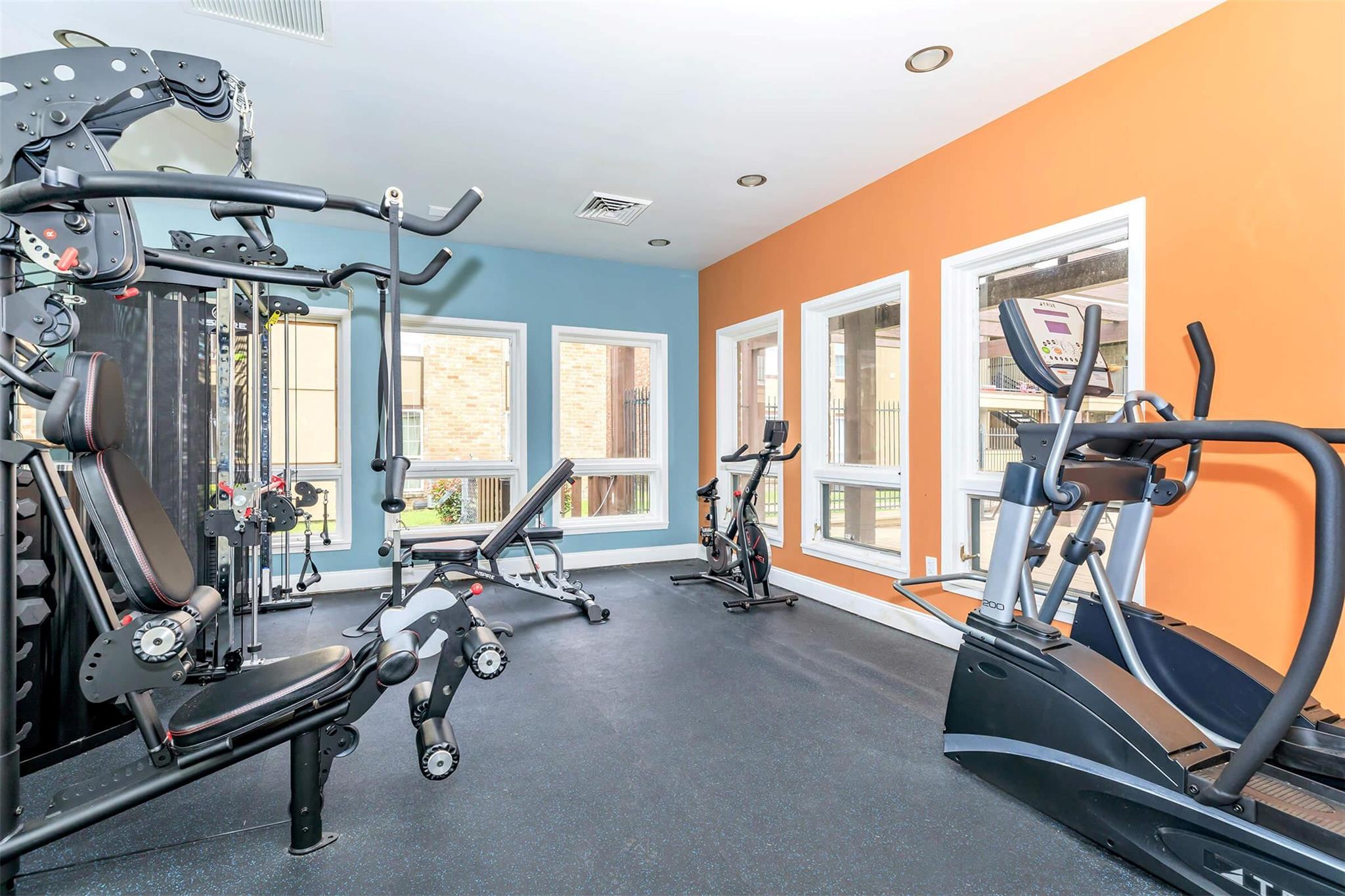 10301 Sandpiper Dr # 7-087, Houston, TX 77096