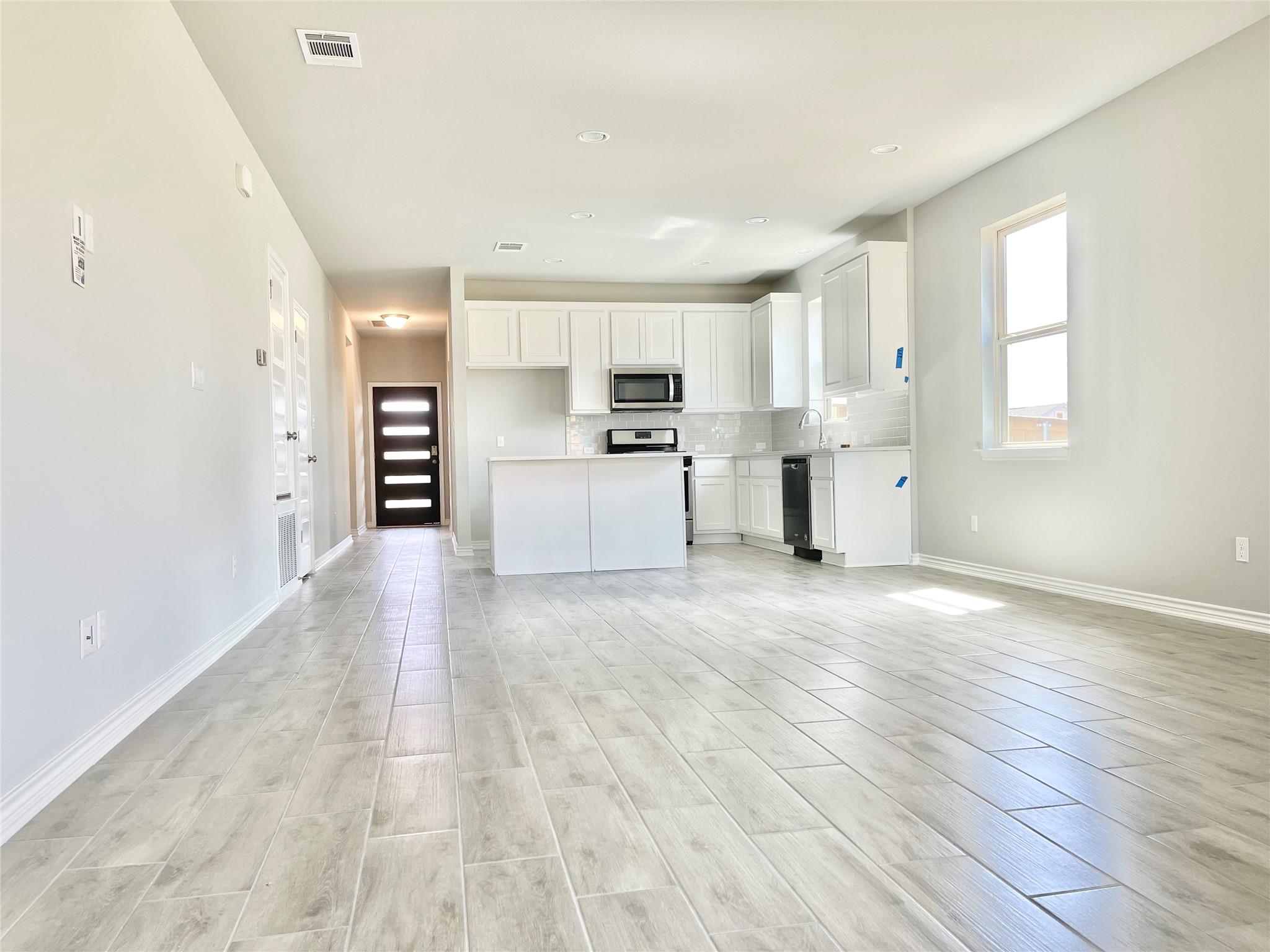 2929 Sage Ranch Dr, Leander, TX 78641