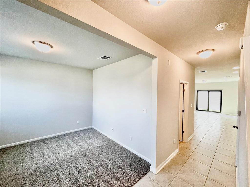 2040 Arendale Dr, Leander, TX 78641