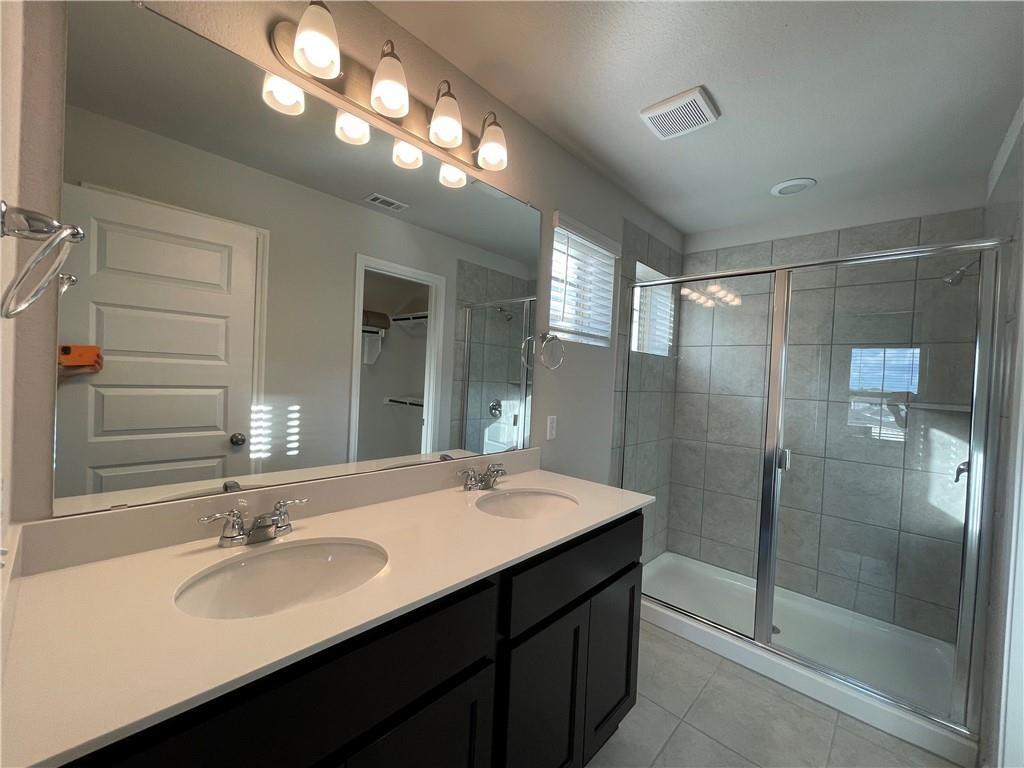 2040 Arendale Dr, Leander, TX 78641