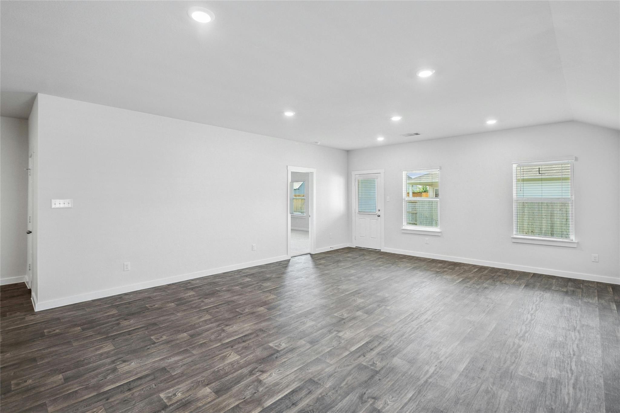 605 JANE LONG Dr, San Marcos, TX 78666