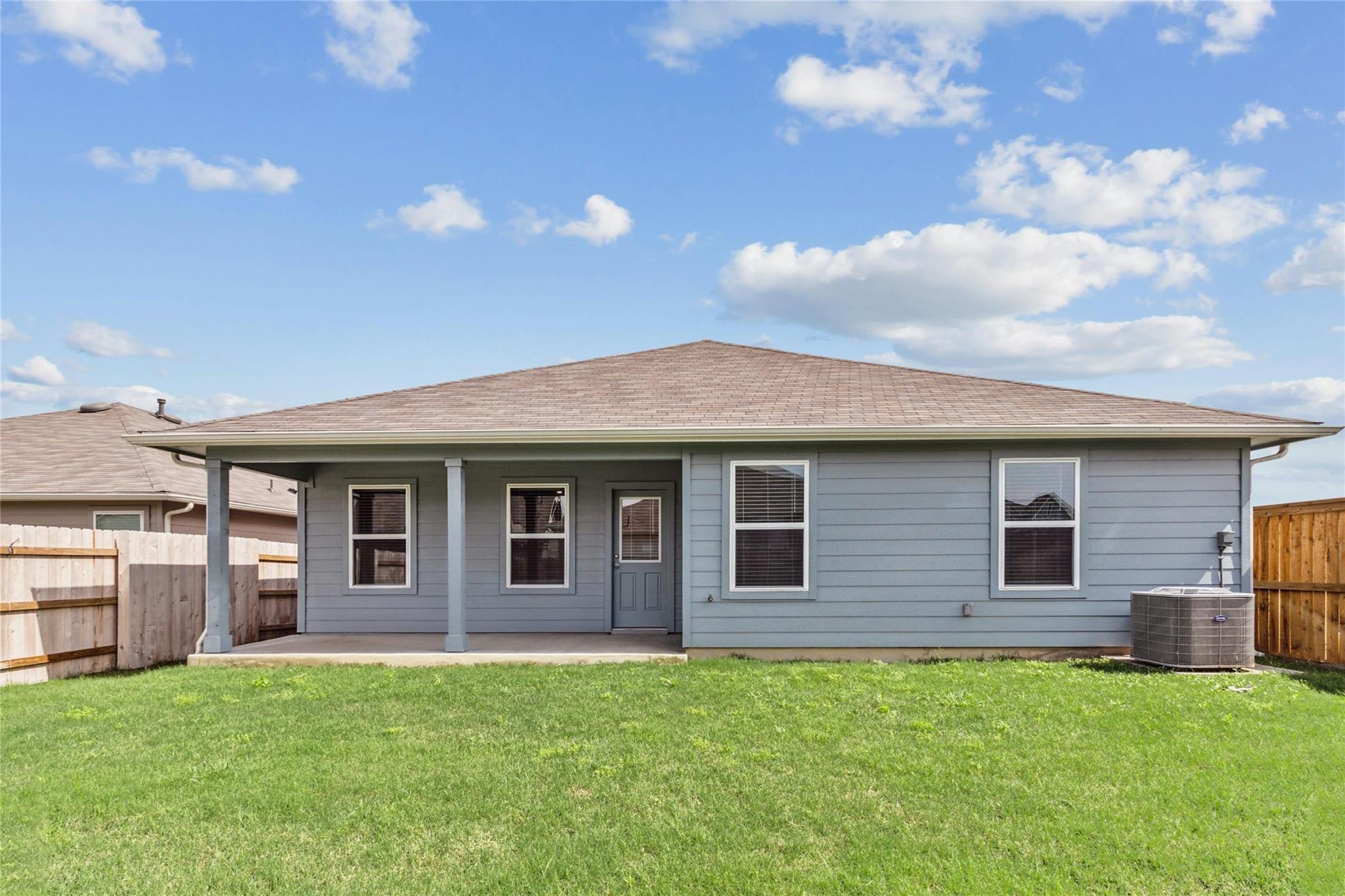 605 JANE LONG Dr, San Marcos, TX 78666