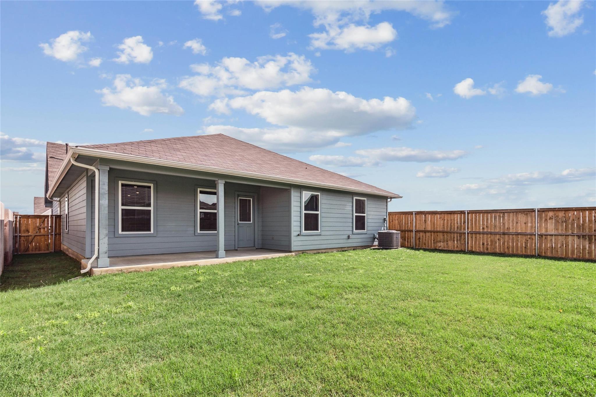 605 JANE LONG Dr, San Marcos, TX 78666
