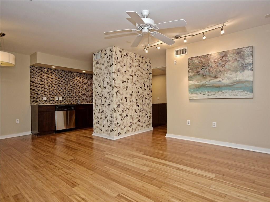 2200 Dickson Dr # 126, Austin, TX 78704