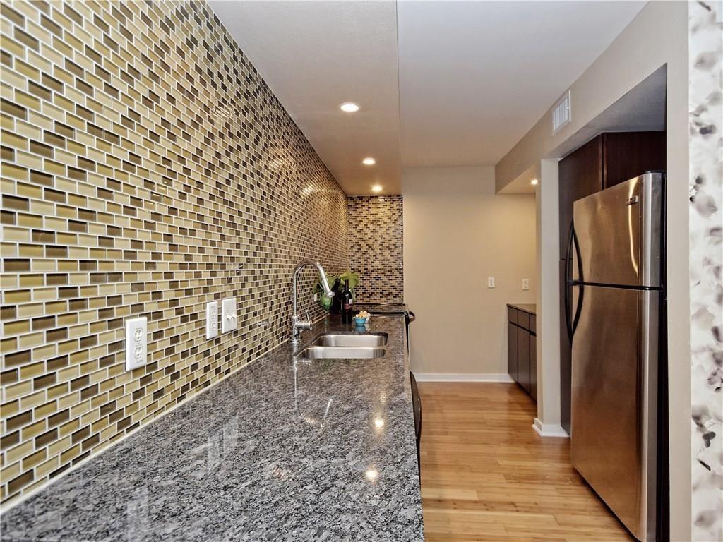 2200 Dickson Dr # 126, Austin, TX 78704