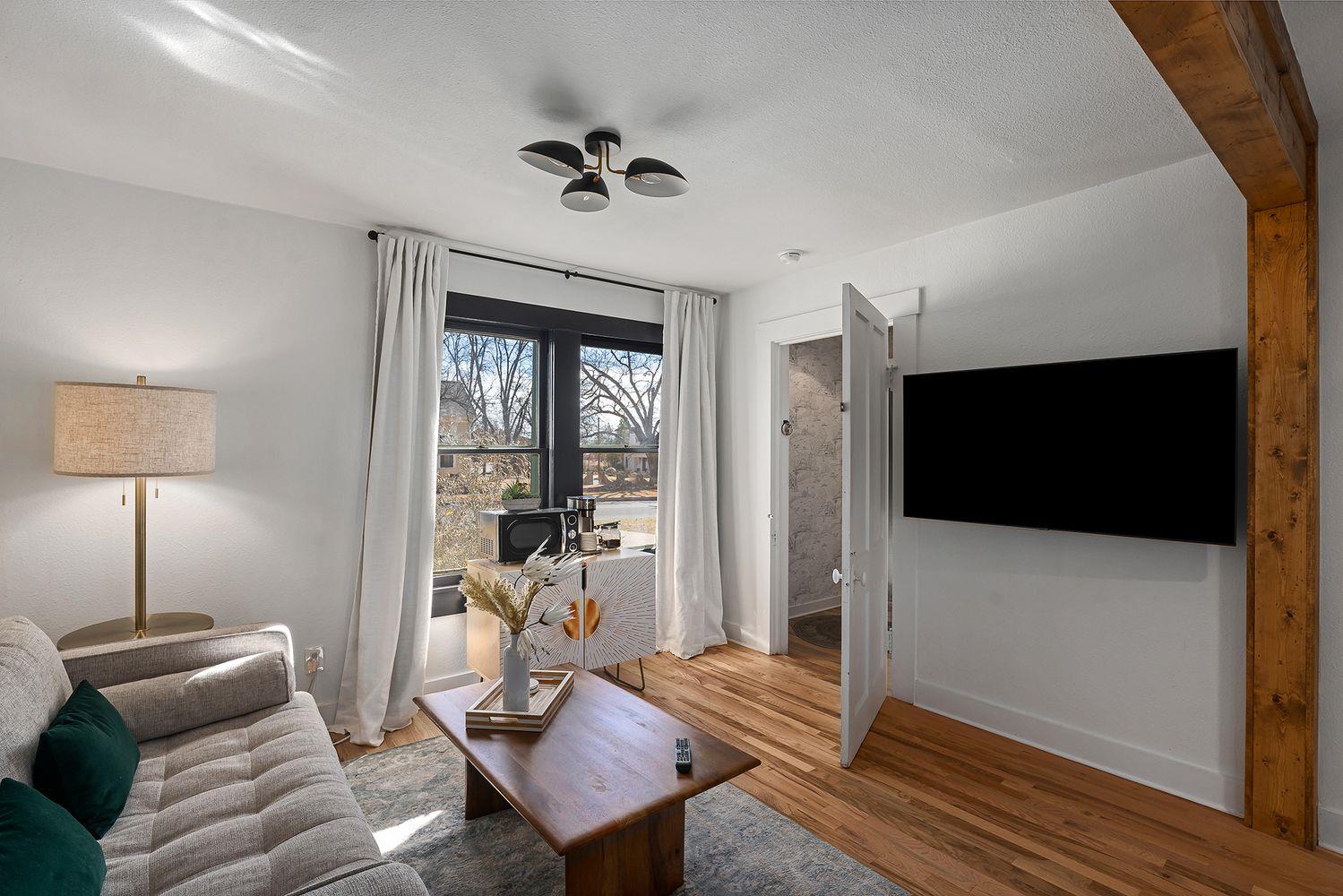 502 N Orange St, Fredericksburg, TX 78624