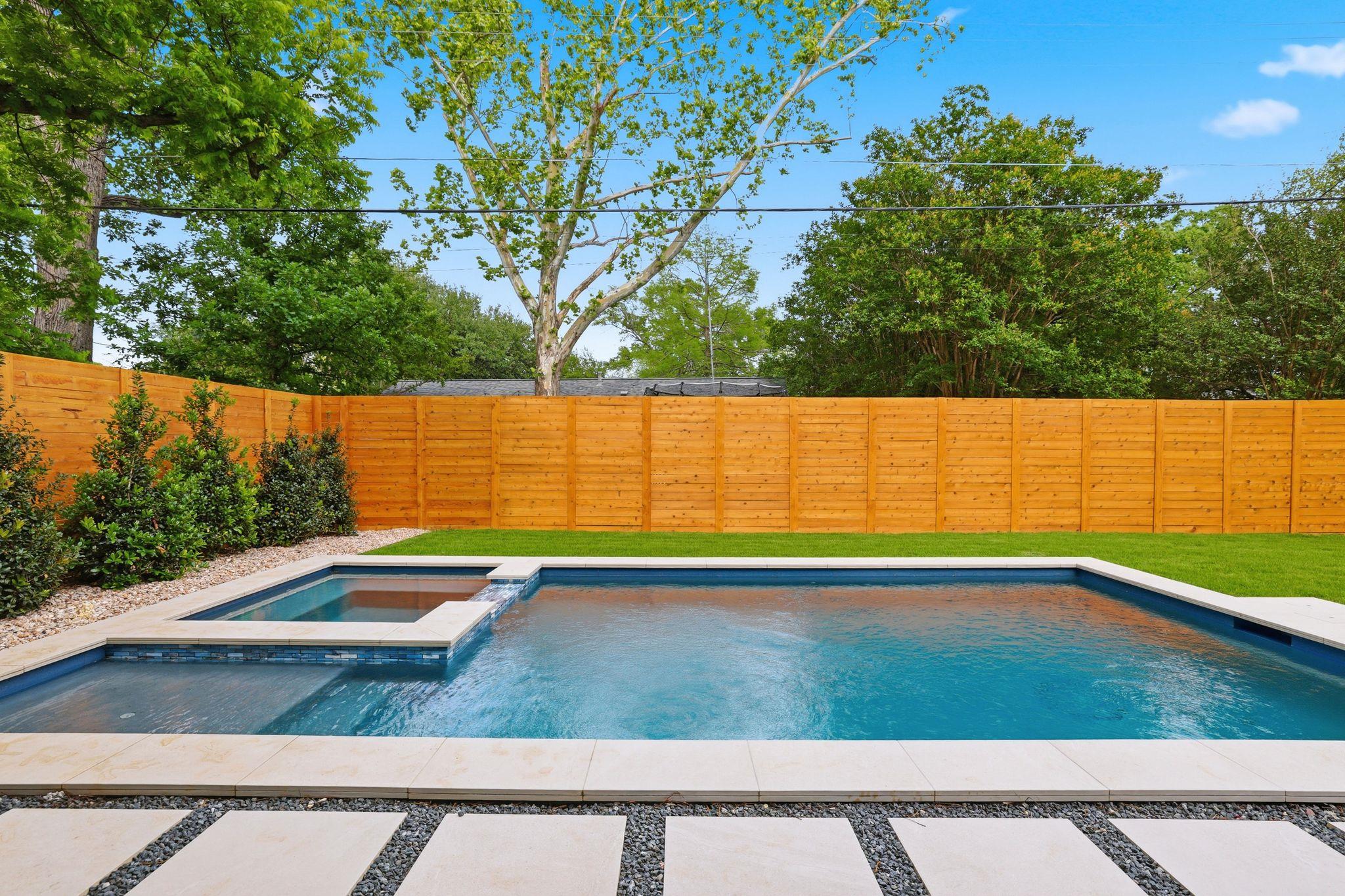 6611 Lexington Rd, Austin, TX 78757