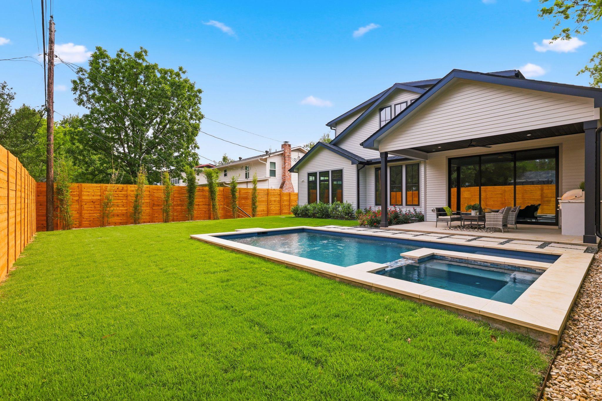 6611 Lexington Rd, Austin, TX 78757