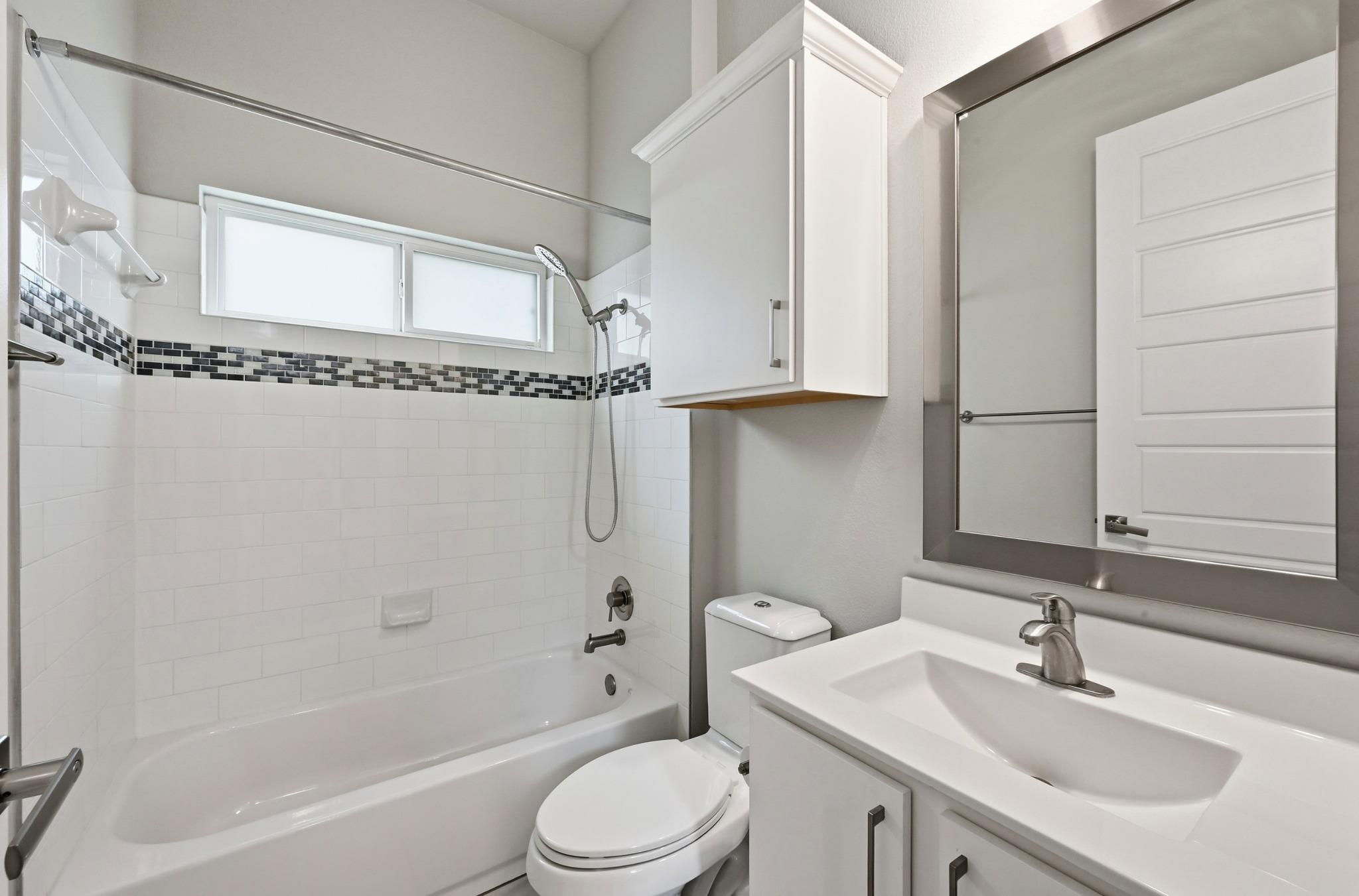 911 Cannoneer Ln, Austin, TX 78757
