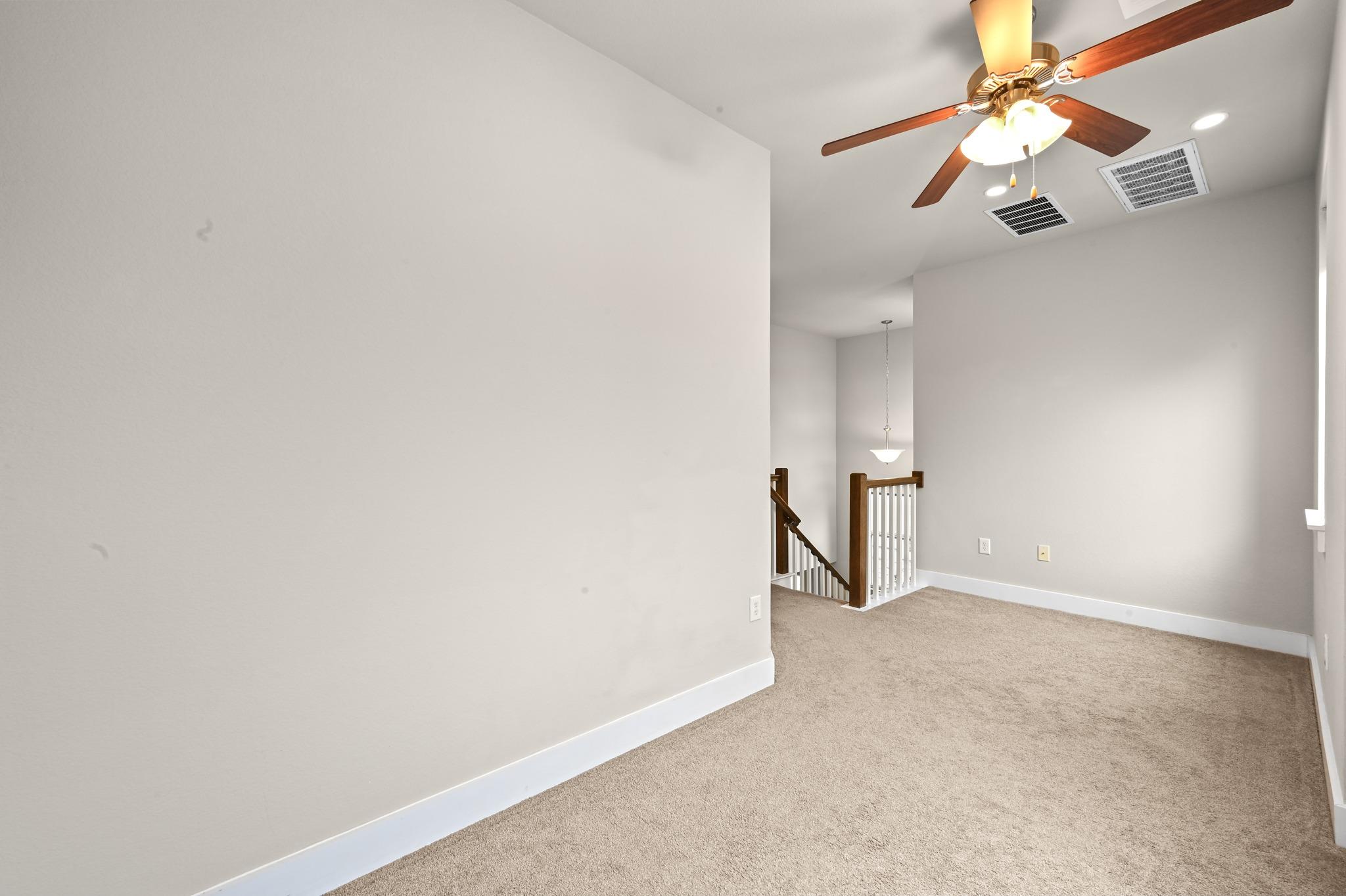 911 Cannoneer Ln, Austin, TX 78757